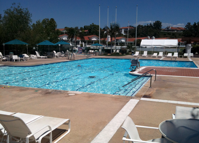 Ocean Hills Sparkeling Pool